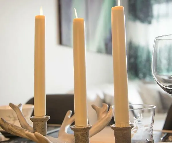 Vasko Luxurious Suites, Nouka *